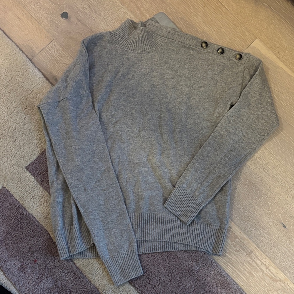 NWOT Sezane Button-Shoulder Jacob Sweater